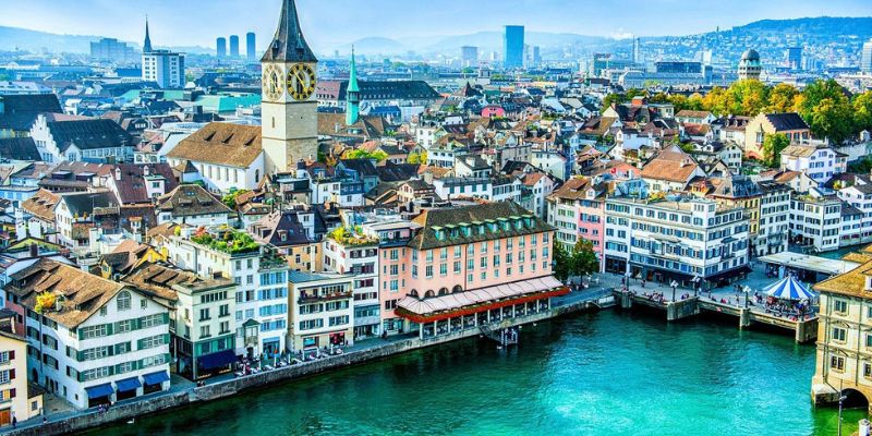 Zurich - Switzerland's Vibrant Urban Center